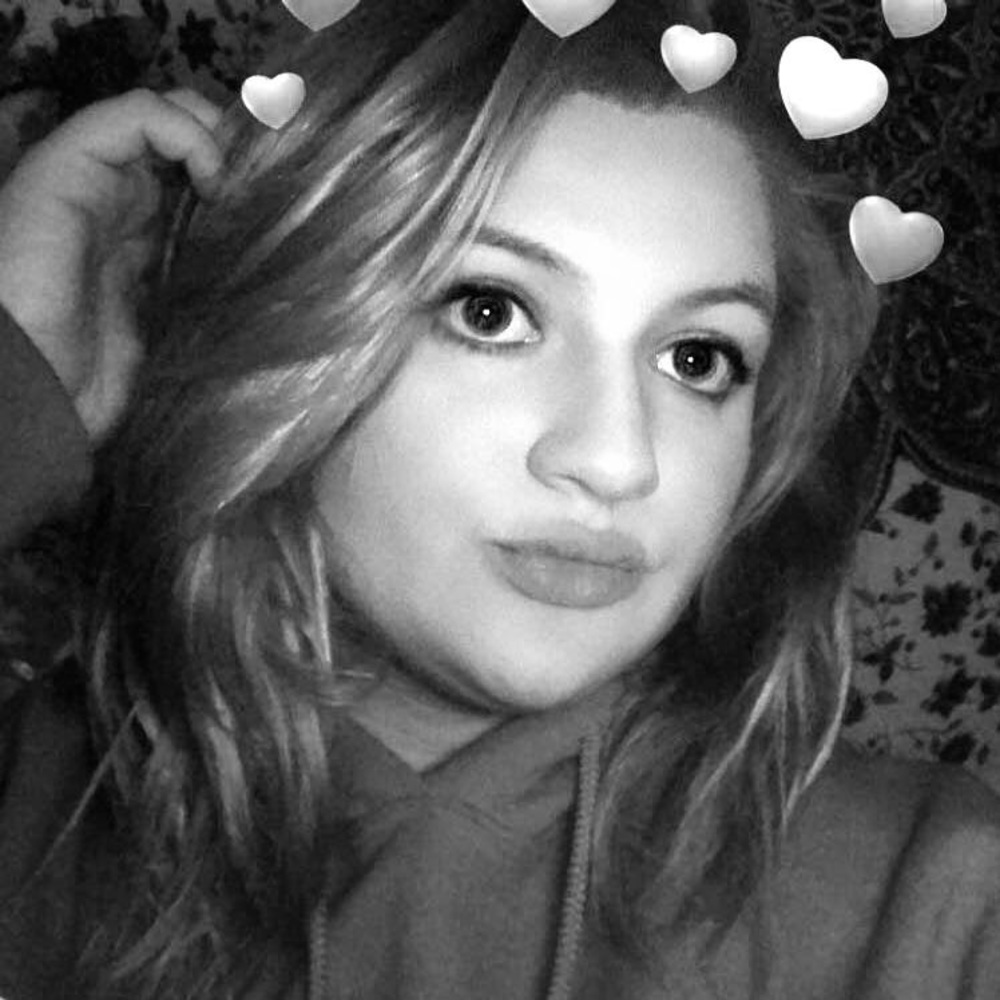 Meet your Posher, Haylee